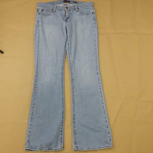 Aeropostale stretch flare jeans - Picture 2 of 6